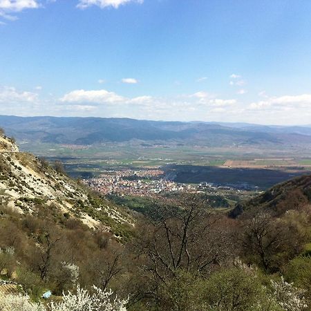 Шапкова Къща Ξενοδοχείο Delchevo Εξωτερικό φωτογραφία